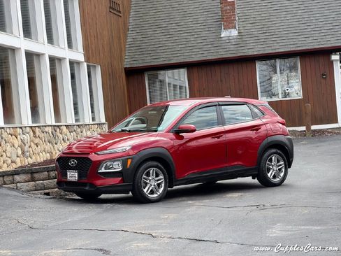 Used 2018 Hyundai Kona SE AWD/4WD image 3