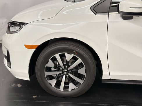 New 2026 Honda Odyssey EX-L image 13