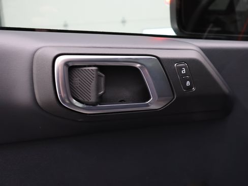 Used 2024 Ford Bronco Raptor AWD/4WD image 46