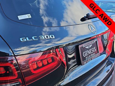 Used 2022 Mercedes-Benz GLC 300 GLC 300 w/ Premium Package Lite image 11