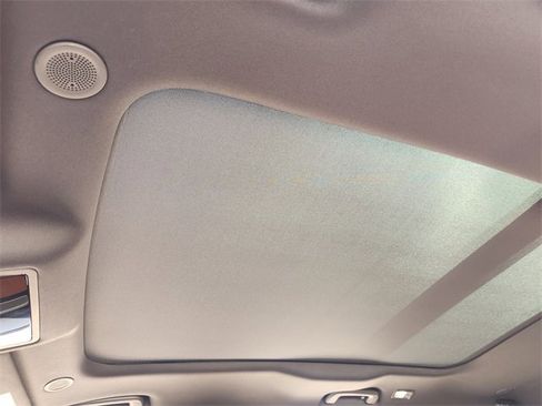 Used 2026 Jaguar F-PACE R-Dynamic S image 24