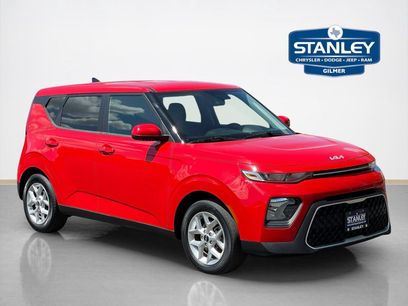 Used 2022 Kia Soul LX w/ Technology Package