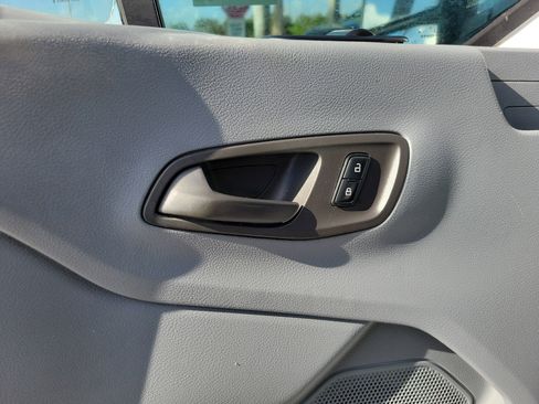 Used 2015 Ford Transit 250 148 Medium Roof w/ Exterior Upgrade Package image 20
