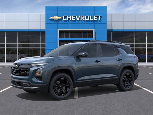 New 2026 Chevrolet Equinox LT w/ Midnight Edition FWD image 2