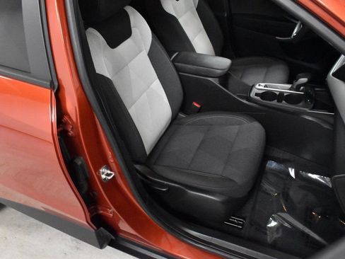 Used 2024 Chevrolet Trax LS w/ LS Convenience Package image 15