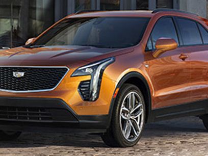Used 2023 Cadillac XT4 Luxury w/ Cold Weather Package