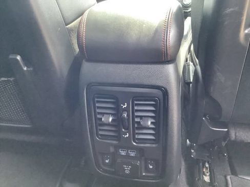 Used 2023 Dodge Durango GT AWD/4WD image 28