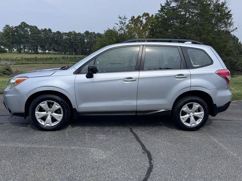 Used 2016 Subaru Forester 2.5i w/ Alloy Wheel Package AWD/4WD image 6