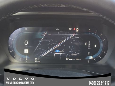 Certified 2025 Volvo XC40 B5 Core image 15