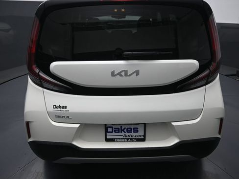 Certified 2024 Kia Soul S FWD image 31