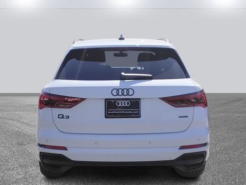 Certified 2025 Audi Q3 2.0T Premium w/ Convenience Package image 5
