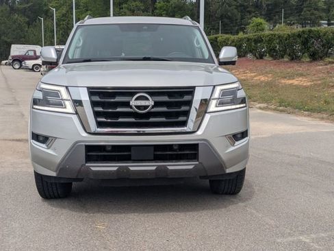 Used 2024 Nissan Armada SL w/ Captain's Chairs Package RWD image 8