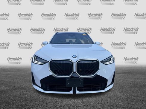 Used 2026 BMW X3 xDrive30 w/ Premium Package AWD/4WD image 3