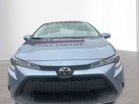 Used 2022 Toyota Corolla LE image 1