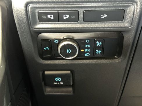 Used 2024 Ford F150 XLT w/ Equipment Group 302A MID image 33