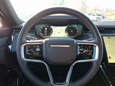 Used 2024 Land Rover Range Rover Sport SE image 19