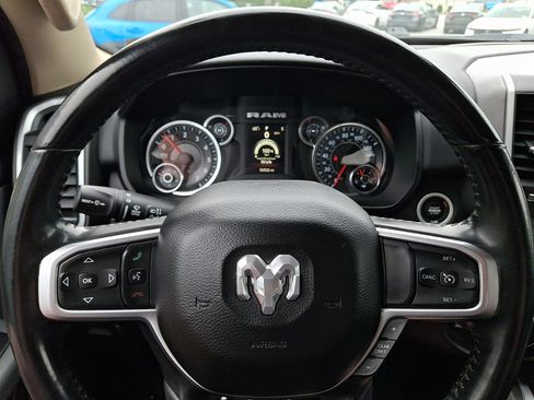 Used 2020 RAM 1500 Big Horn AWD/4WD image 17
