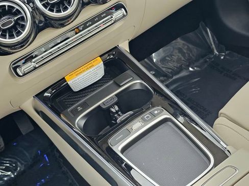 New 2026 Mercedes-Benz GLB 250 4MATIC image 34