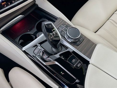 Certified 2023 BMW 530i w/ M Sport Package RWD image 17