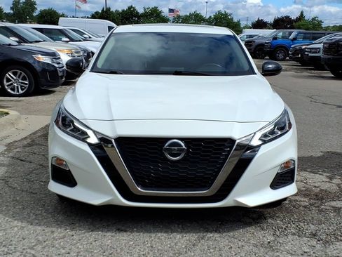 Used 2019 Nissan Altima 2.5 SR w/ SR Premium Package AWD/4WD image 8