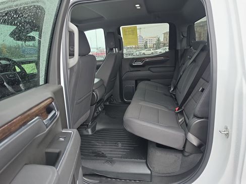 Used 2026 GMC Sierra 1500 Elevation image 17