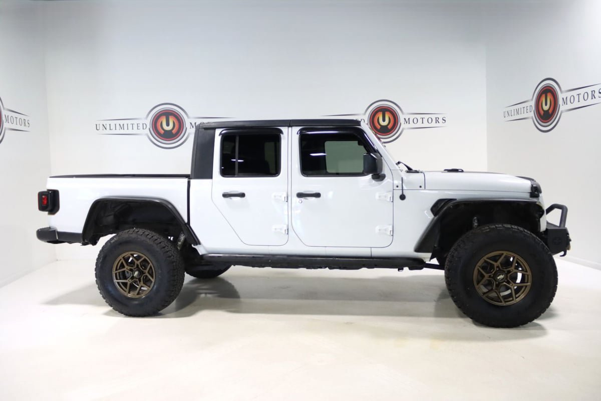 Used 2021 Jeep Gladiator Sport AWD/4WD image 5