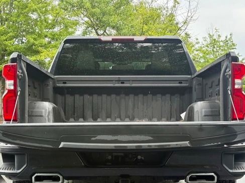 Used 2023 Chevrolet Silverado 1500 RST w/ Z71 Off-Road Package AWD/4WD image 17