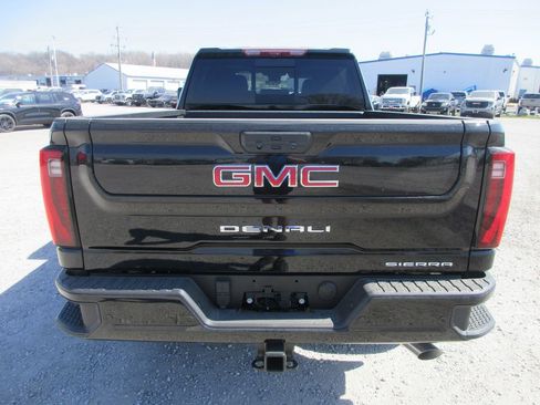 New 2026 GMC Sierra 2500 Denali w/ Denali Reserve Package image 6