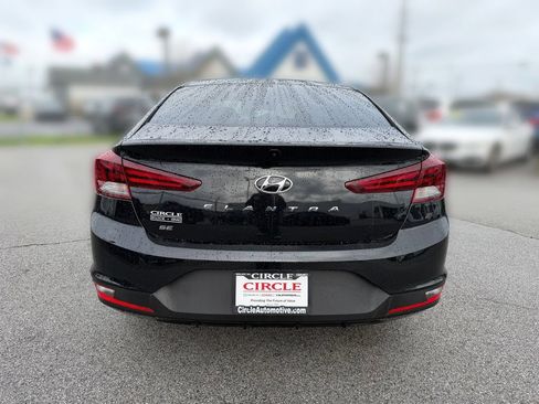 Used 2020 Hyundai Elantra SE w/ Cargo Package (C1) FWD image 6