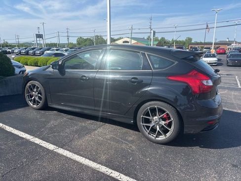 Used 2014 Ford Focus ST w/ Equipment Group 201A FWD image 2