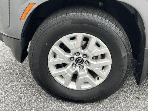 Certified 2024 Nissan Frontier SV w/ Technology Package RWD image 28