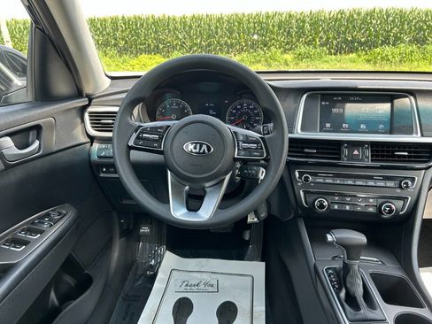 Used 2019 Kia Optima LX image 18