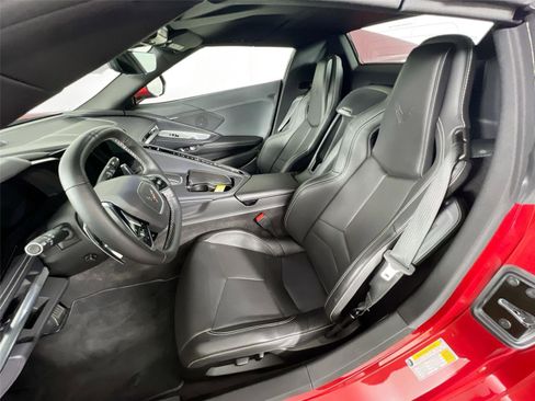 Used 2024 Chevrolet Corvette Stingray Convertible w/ 1LT RWD image 23