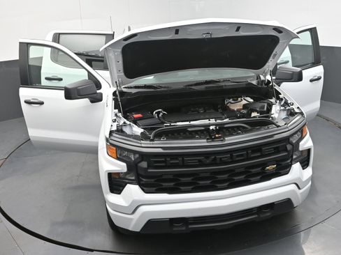 Used 2024 Chevrolet Silverado 1500 Custom AWD/4WD image 36