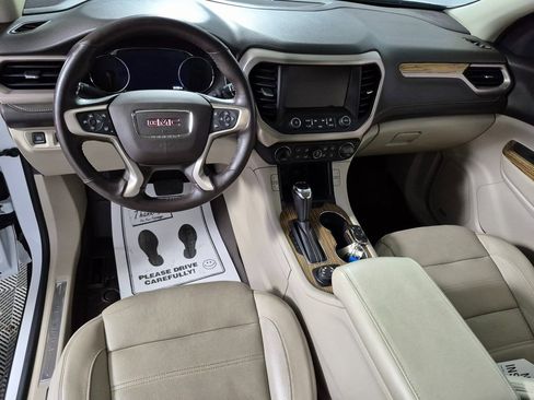 Used 2017 GMC Acadia Denali w/ Technology Package image 10