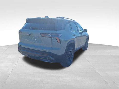 New 2026 Chevrolet Equinox ACTIV w/ Convenience Package III FWD image 5