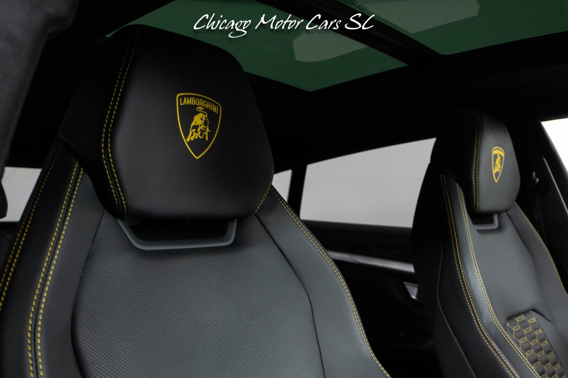 Used 2021 Lamborghini Urus AWD/4WD image 43