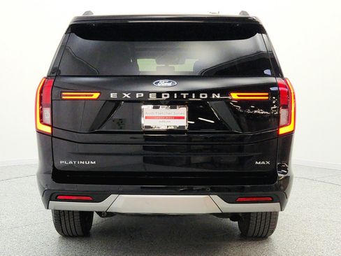 Used 2025 Ford Expedition Max Platinum AWD/4WD image 6