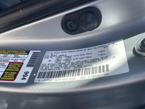 Used 2022 Toyota Tacoma SR5 image 9