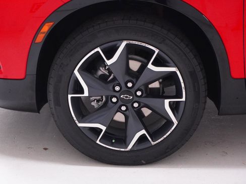 Used 2022 Chevrolet Blazer RS w/ Enhanced Convenience Package FWD image 9