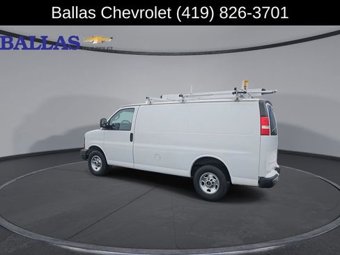 Certified 2016 GMC Savana 2500 image 6