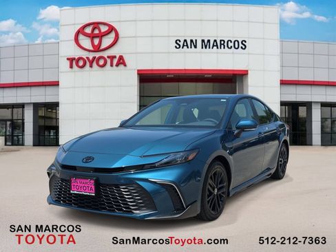 New 2026 Toyota Camry SE w/ Convenience Package FWD image 1