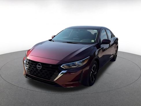 Used 2025 Nissan Sentra SV FWD image 4