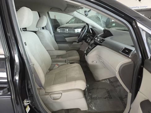 Used 2013 Honda Odyssey EX image 28