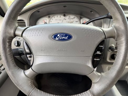 Used 2003 Ford Explorer Sport Trac XLT RWD image 18