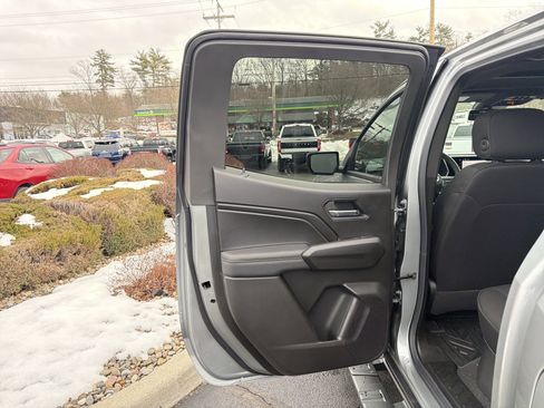 New 2026 GMC Canyon Elevation w/ Convenience Package image 29