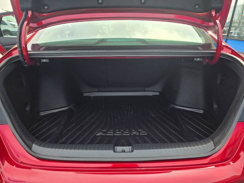 Certified 2025 Honda Accord SE image 15