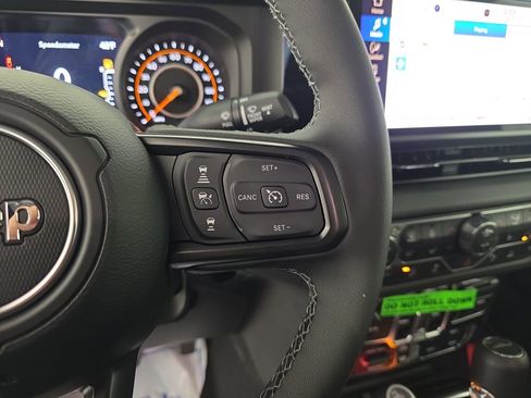 New 2026 Jeep Gladiator Rubicon w/ Safety Group image 23