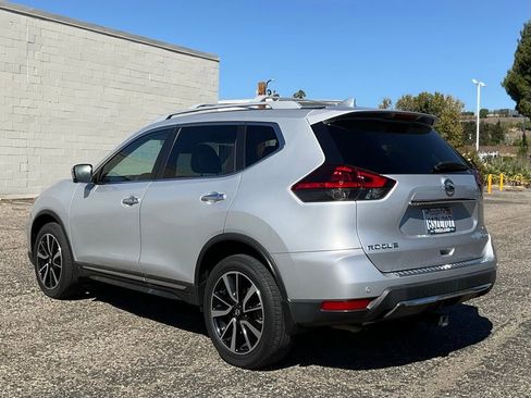 Used 2020 Nissan Rogue SL w/ Premium Package image 4