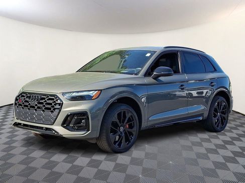 Used 2025 Audi SQ5 Prestige AWD/4WD image 3